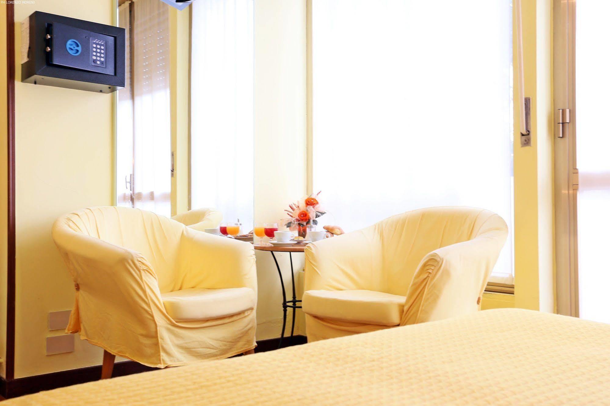 Hotel Astoria Tabiano Terme Buitenkant foto